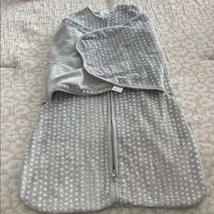 HALO SleepSack Swaddle Gray Polka Dot Small 3–6 Months Pottery Barn Baby NEW